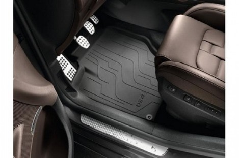 SET TAPPETINI CITROEN DS4 IN GOMMA NERA